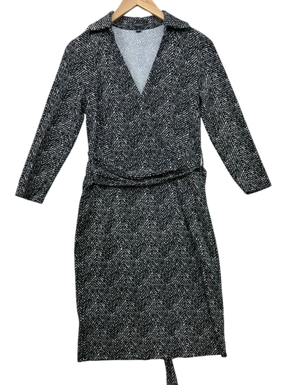 Ann Taylor Women's V Neck Midi Wrap Dress Long Sleeve Tie Waist Sz 6 Black White